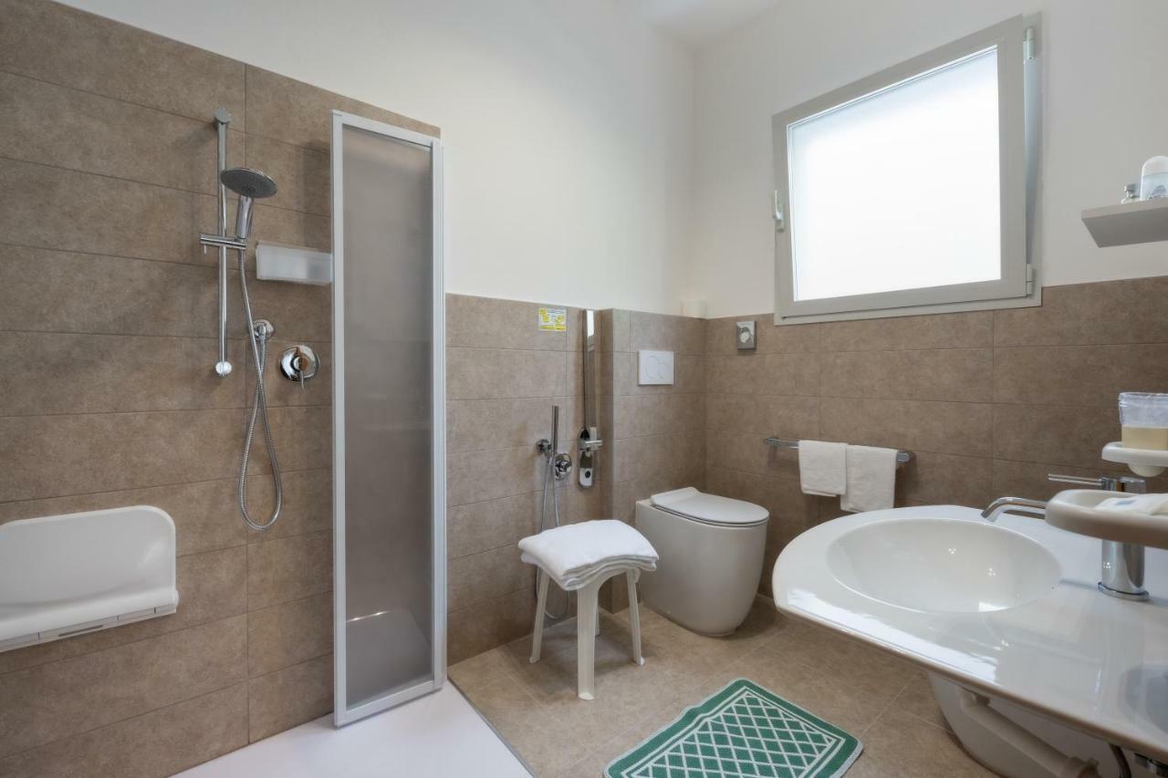 Hotel Fabris Caorle Eksteriør billede